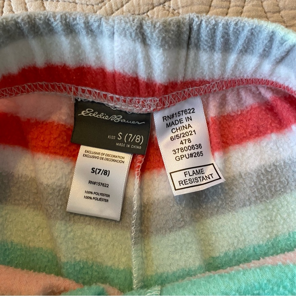 Two Pairs Eddie Bauer Pajama Sets - Size S (7/8) - Picture 15 of 15